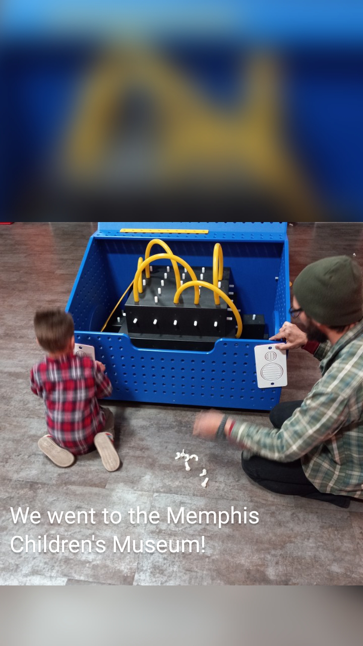 We went to the Memphis Children's Museum!